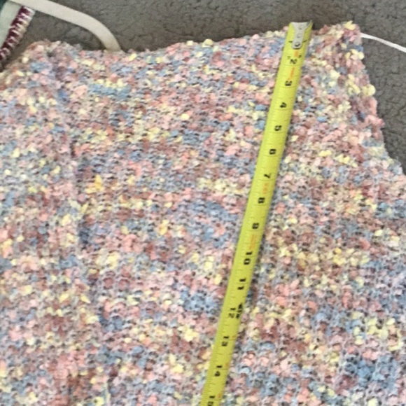 NWT Unique Hadens Los Angeles Soft Long Sleeve Back Twist Sweater - Picture 11 of 16